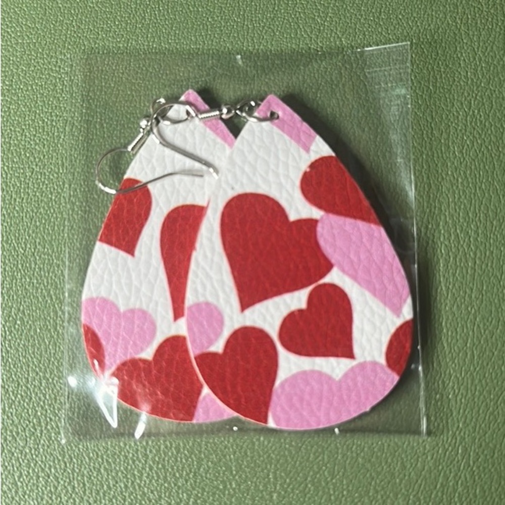 Leather heart earrings